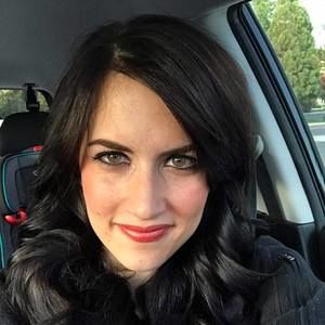 Meet your Posher, Courtney